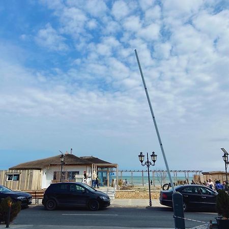 Peacock Apartament- Stefan Building Διαμέρισμα Năvodari Εξωτερικό φωτογραφία