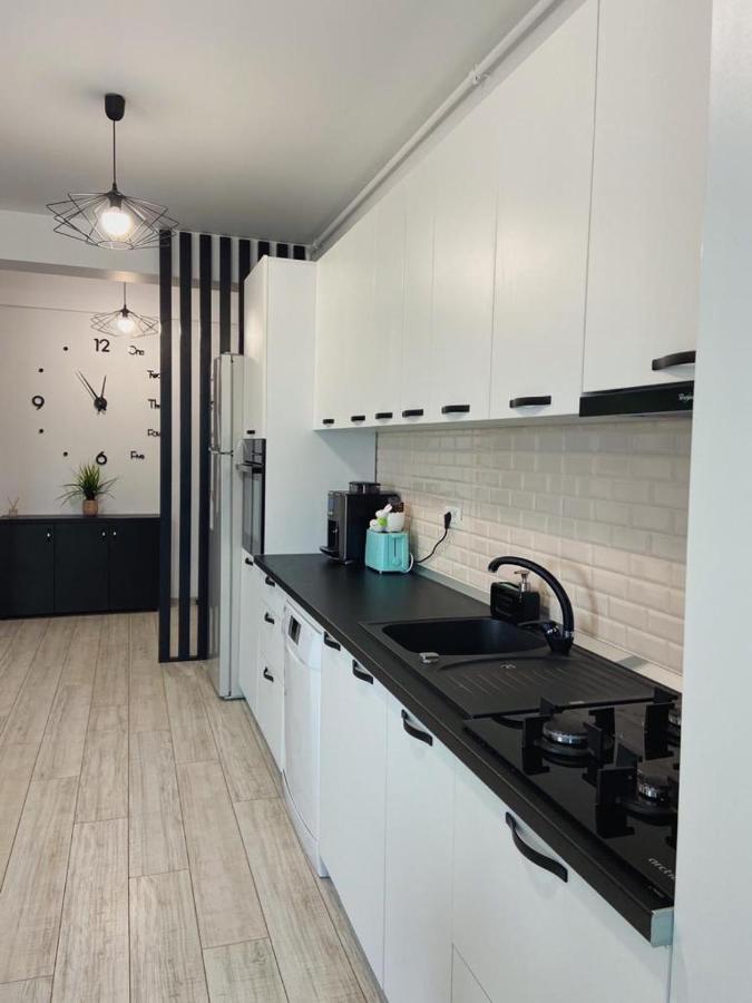Peacock Apartament- Stefan Building Διαμέρισμα Năvodari Εξωτερικό φωτογραφία